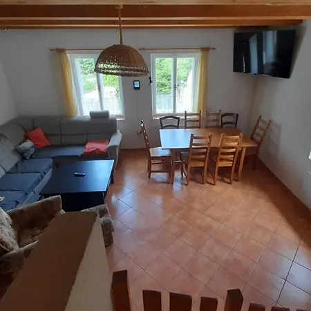 Leskovka Ferienhaus Chrudim